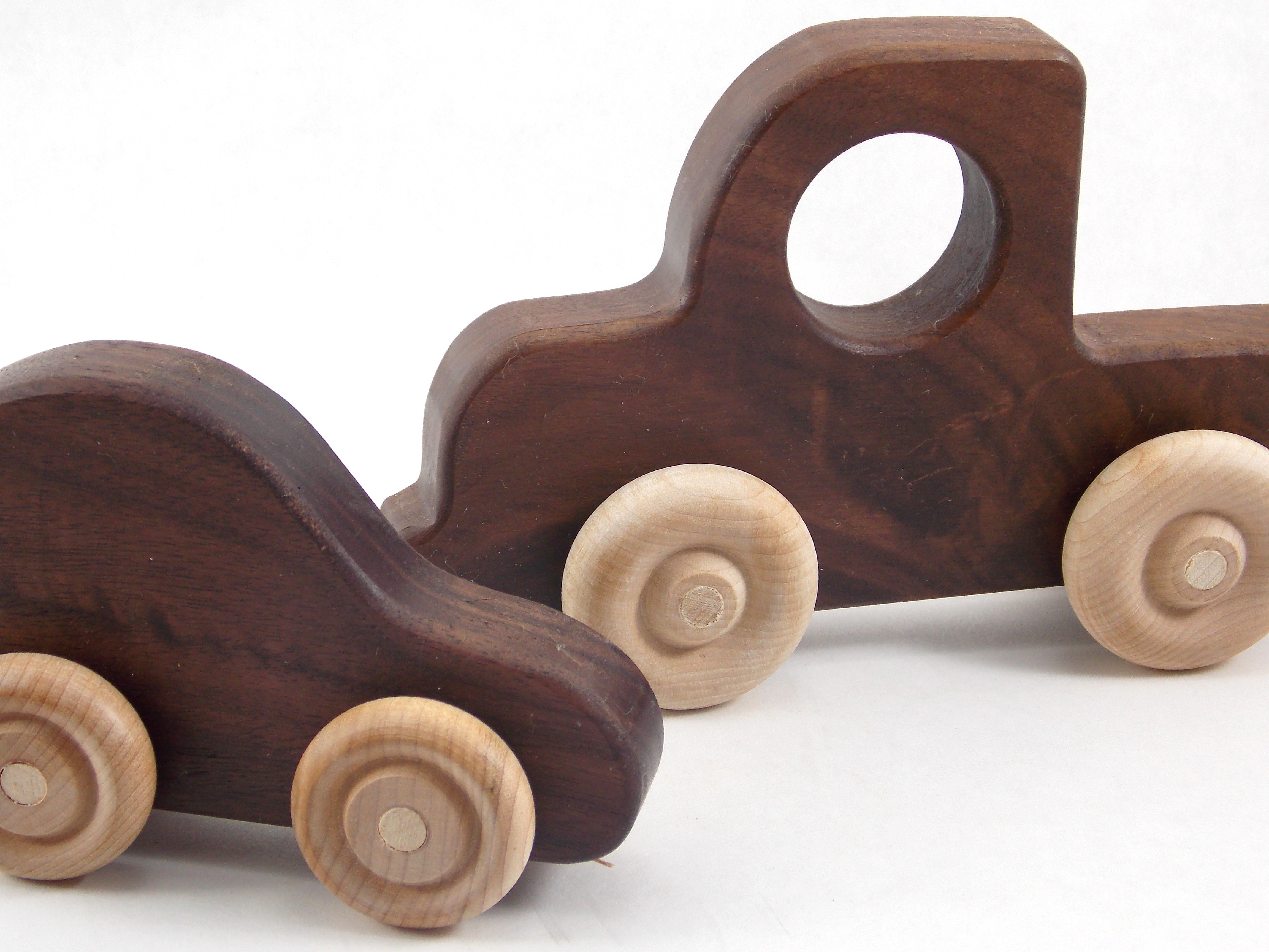 Plans for A Wooden Toy Truck - Cool Woodworking Plans